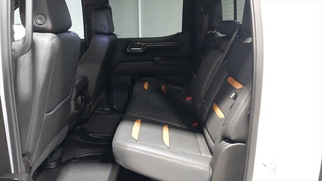 2024 GMC Sierra 1500 4WD Crew Cab Short Box AT4