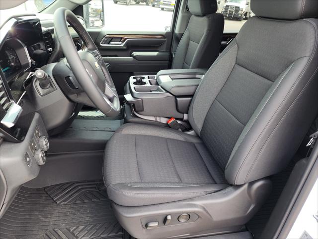 2026 Chevrolet Silverado 2500HD Crew Cab, Standard Bed, LT, 4WD