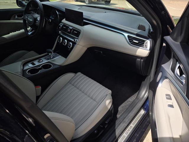 2023 Genesis G70 2.0T RWD