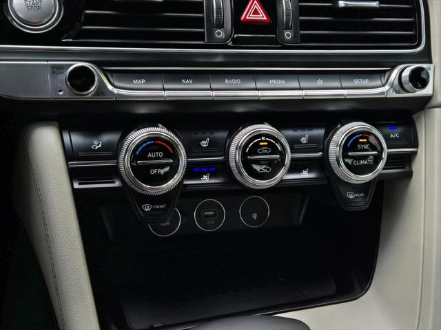 2023 Genesis G70 2.0T RWD