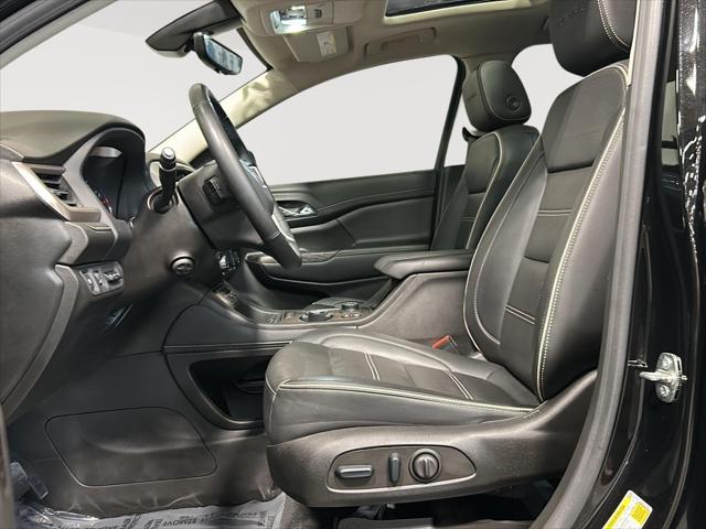 2023 GMC Acadia AWD Denali