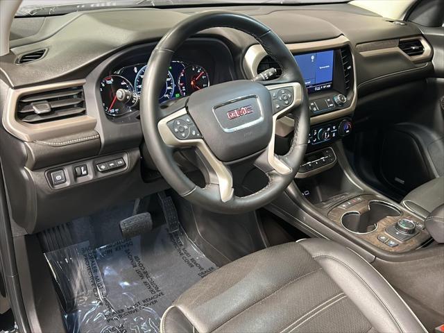 2023 GMC Acadia AWD Denali