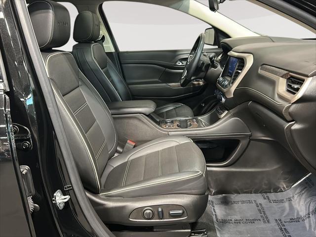 2023 GMC Acadia AWD Denali