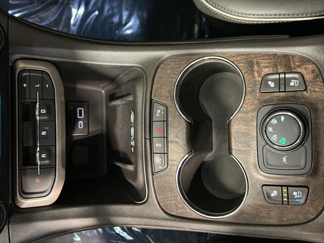 2023 GMC Acadia AWD Denali