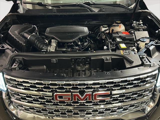 2023 GMC Acadia AWD Denali