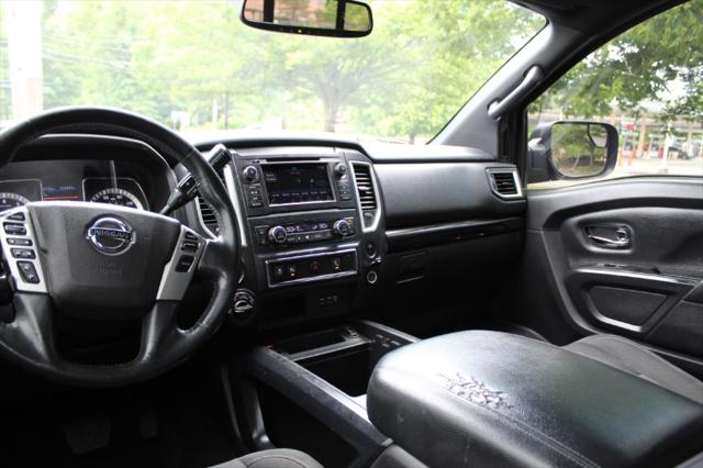 2019 Nissan Titan SV