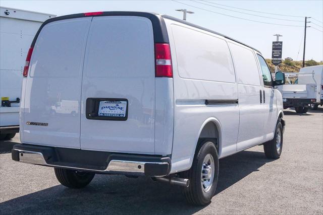 2026 Chevrolet Express Cargo Van 3500 Extended Wheelbase, WT, RWD