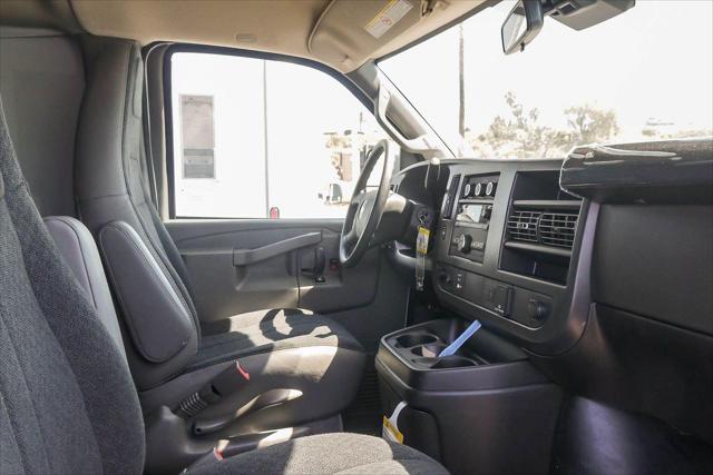 2026 Chevrolet Express Cargo Van 3500 Extended Wheelbase, WT, RWD