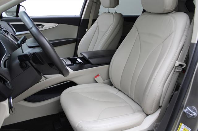 2020 Lincoln Nautilus Standard