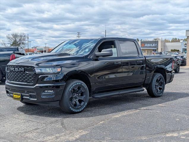 2026 Ram 1500 Express Crew Cab 4x4 5'7" Box