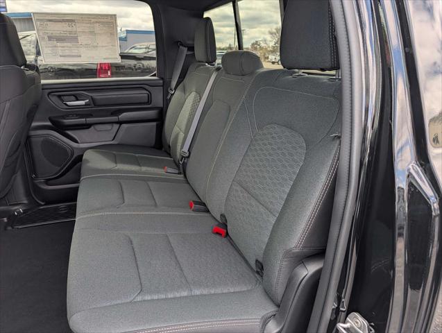 2026 Ram 1500 Express Crew Cab 4x4 5'7" Box