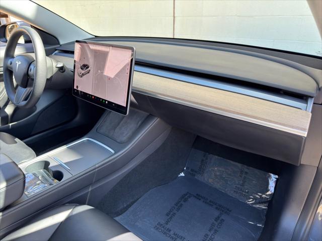 2021 Tesla Model 3 Standard Range Plus Rear-Wheel Drive