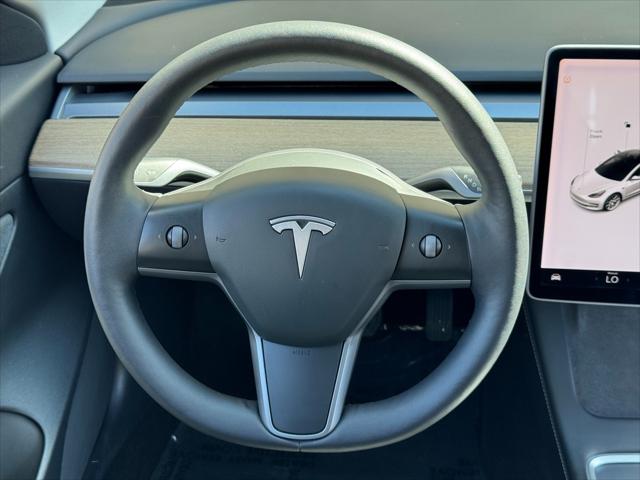 2021 Tesla Model 3 Standard Range Plus Rear-Wheel Drive