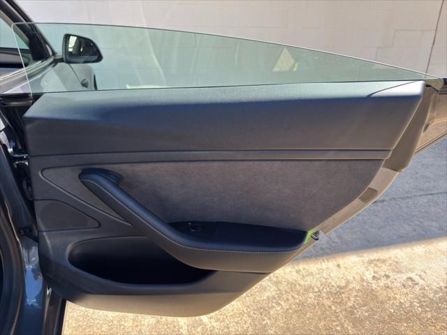 2021 Tesla Model 3 Standard Range Plus Rear-Wheel Drive