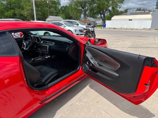 2015 Chevrolet Camaro 2LT