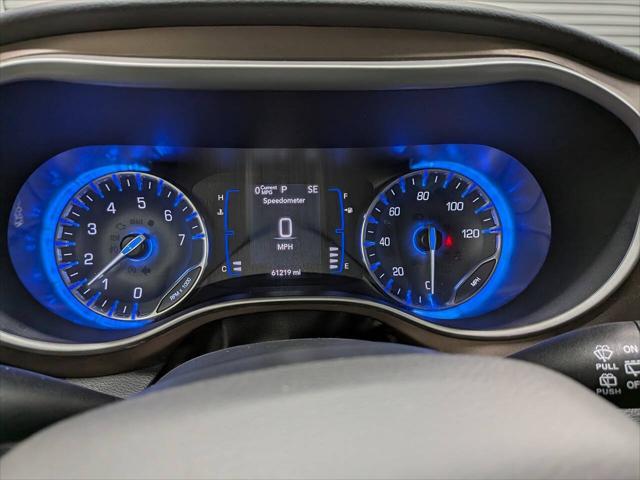 2022 Chrysler Voyager LX