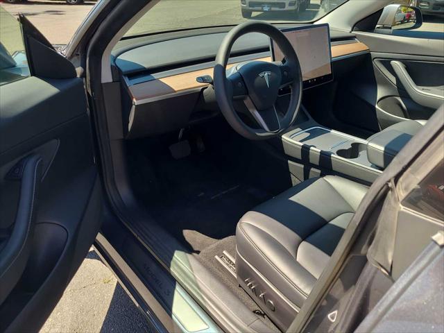 2021 Tesla Model 3 Standard Range Plus Rear-Wheel Drive