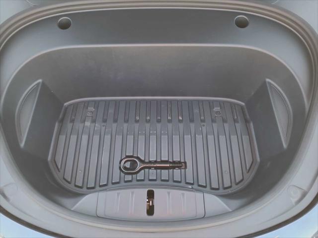 2021 Tesla Model 3 Standard Range Plus Rear-Wheel Drive