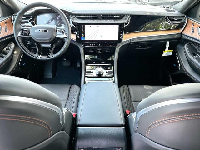 2026 Jeep Grand Cherokee Summit 4x4