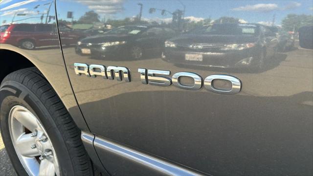 2003 Dodge Ram 1500 SLT Pickup 4D 6 1/4 ft