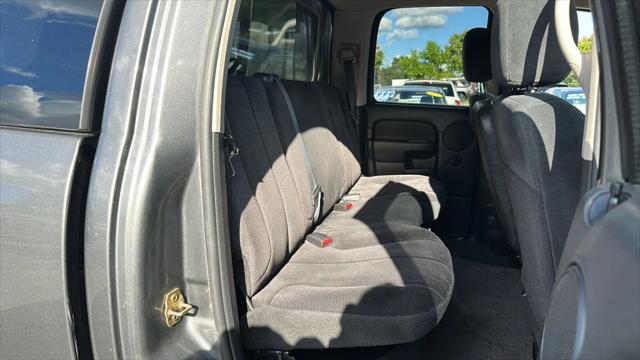 2003 Dodge Ram 1500 SLT Pickup 4D 6 1/4 ft