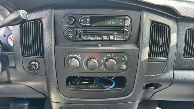 2003 Dodge Ram 1500 SLT Pickup 4D 6 1/4 ft
