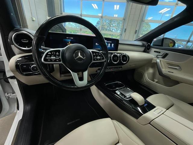 2020 Mercedes-Benz A 220 4MATIC