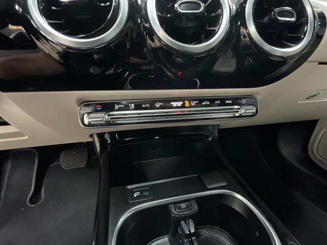 2020 Mercedes-Benz A 220 4MATIC
