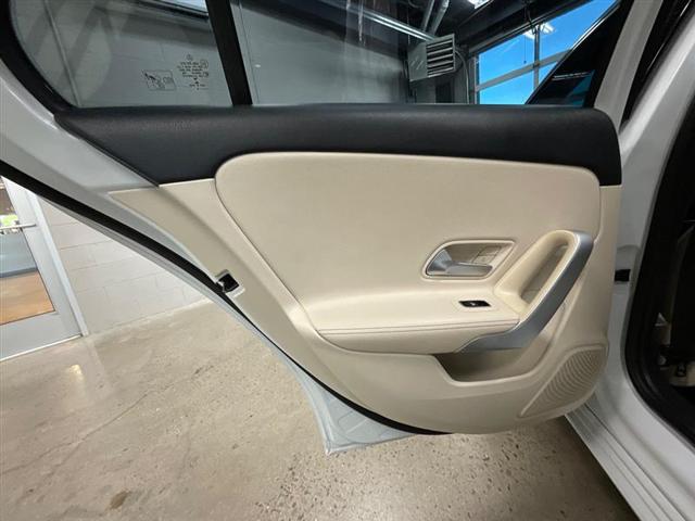 2020 Mercedes-Benz A 220 4MATIC