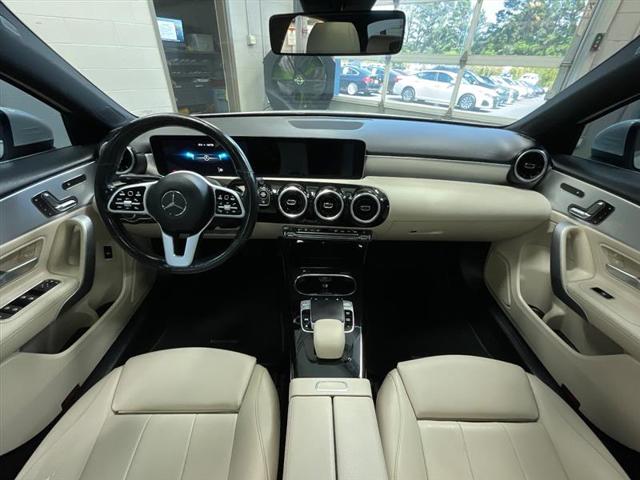 2020 Mercedes-Benz A 220 4MATIC