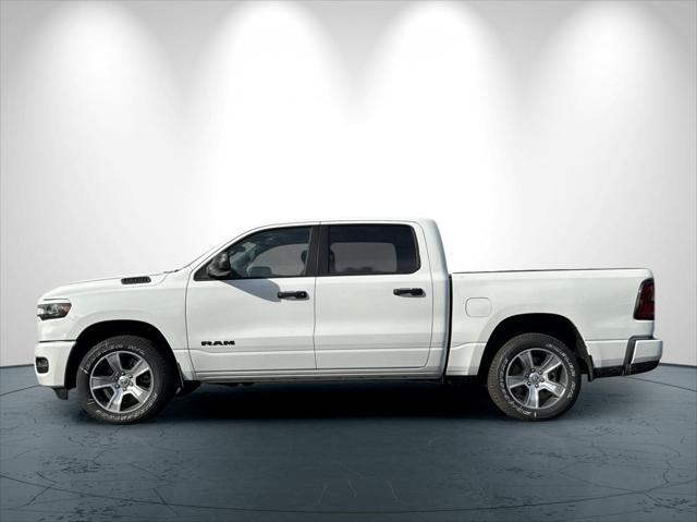 2026 Ram 1500 Express Crew Cab 4x4 57 Box