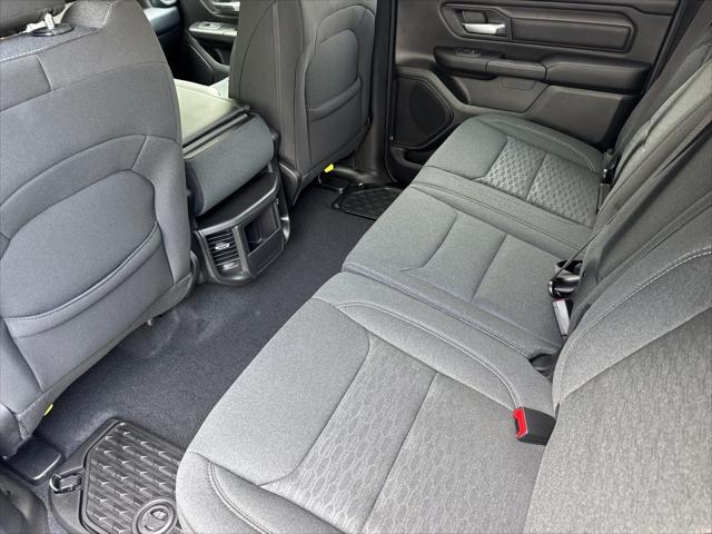 2026 Ram 1500 Express Crew Cab 4x4 57 Box
