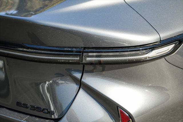 2026 Lexus ES 350 Premium