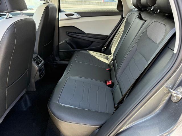 2026 Volkswagen Taos SE