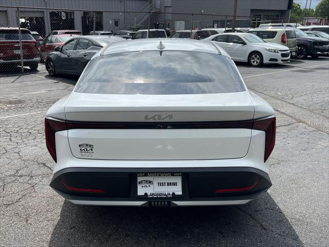 2026 Kia K4 LXS