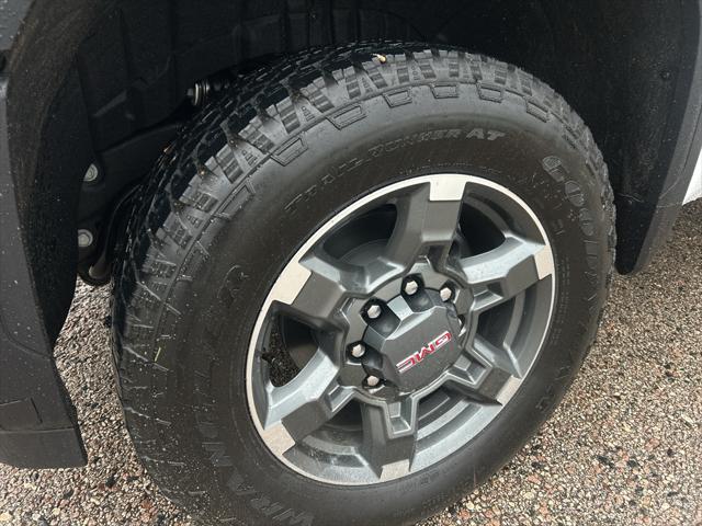 2026 GMC Sierra 2500HD Crew Cab, Standard Bed, SLE, 4WD
