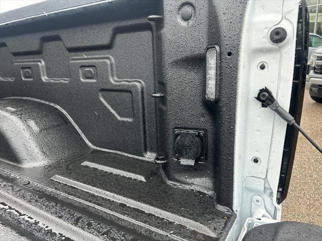 2026 GMC Sierra 2500HD Crew Cab, Standard Bed, SLE, 4WD