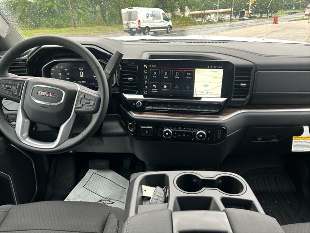 2026 GMC Sierra 2500HD Crew Cab, Standard Bed, SLE, 4WD