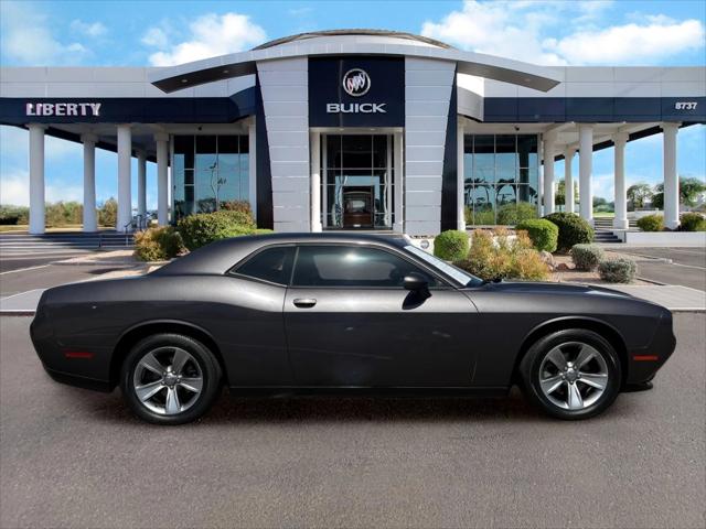2016 Dodge Challenger SXT