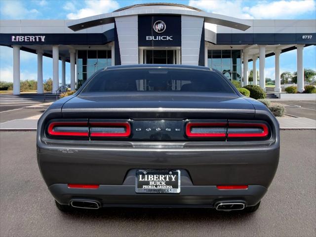 2016 Dodge Challenger SXT