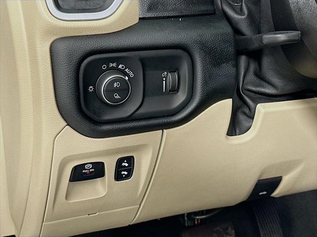 2021 Ram 1500 Big Horn Crew Cab 4x4 5'7" Box