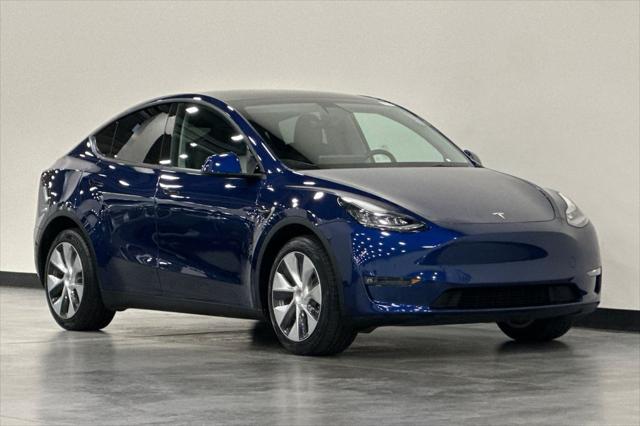 2022 Tesla Model Y Long Range Dual Motor All-Wheel Drive