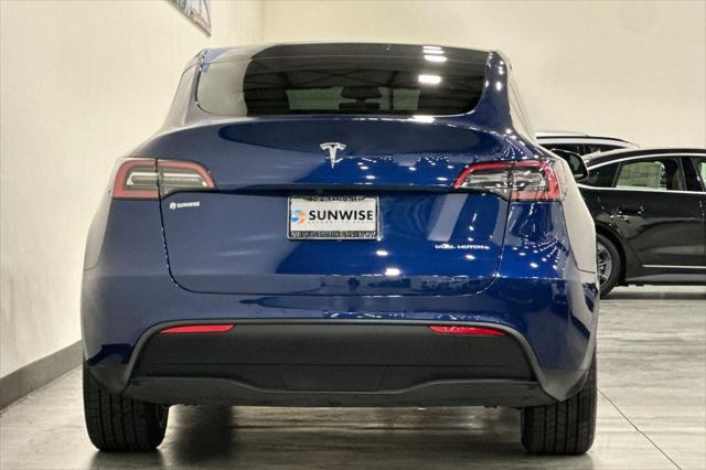2022 Tesla Model Y Long Range Dual Motor All-Wheel Drive