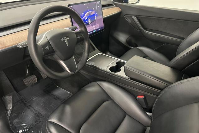 2022 Tesla Model Y Long Range Dual Motor All-Wheel Drive