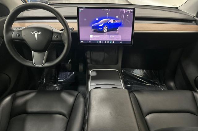 2022 Tesla Model Y Long Range Dual Motor All-Wheel Drive