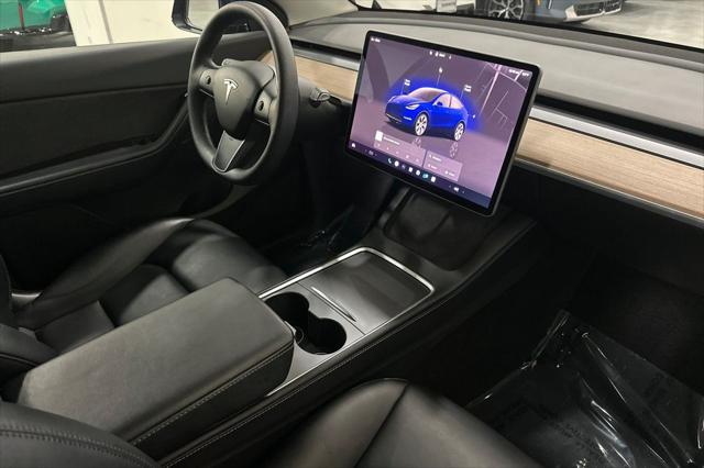 2022 Tesla Model Y Long Range Dual Motor All-Wheel Drive