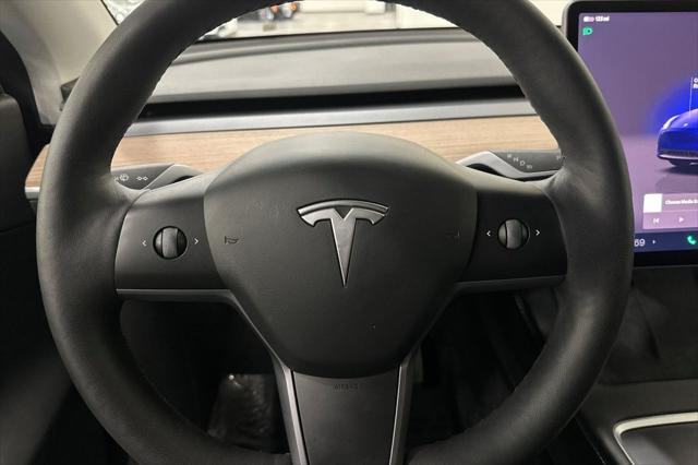 2022 Tesla Model Y Long Range Dual Motor All-Wheel Drive