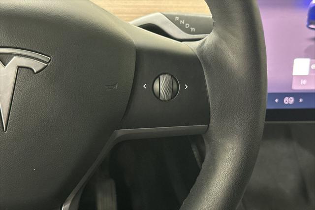 2022 Tesla Model Y Long Range Dual Motor All-Wheel Drive