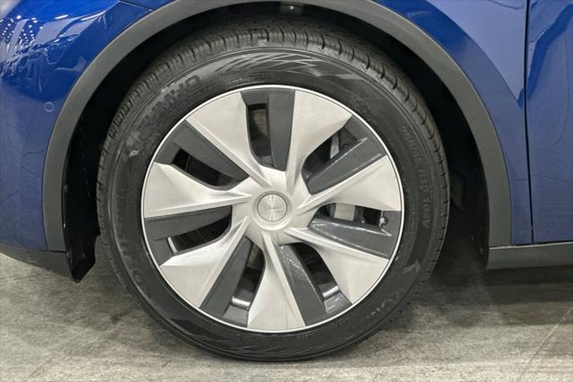 2022 Tesla Model Y Long Range Dual Motor All-Wheel Drive