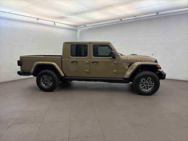 2026 Jeep Gladiator GLADIATOR MOJAVE X 4X4 2026 Jeep Gladiator GLADIATOR MOJAVE X 4X4